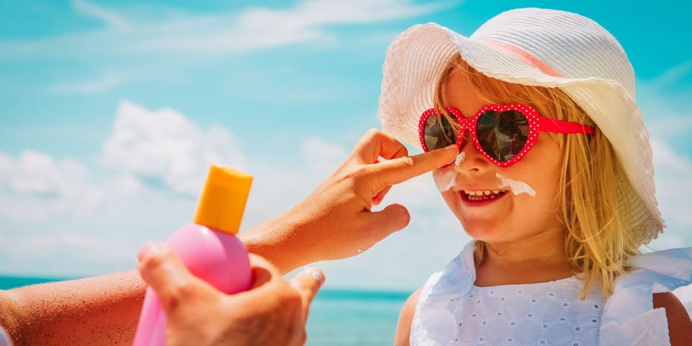 ضد آفتاب برای چه سنی مناسب است؟